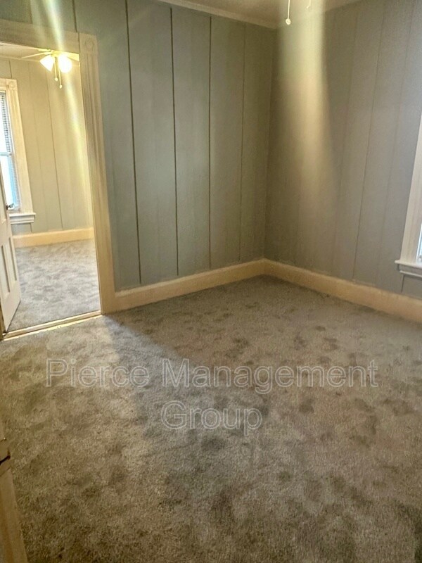 Foto del edificio - 308 Bartlett St