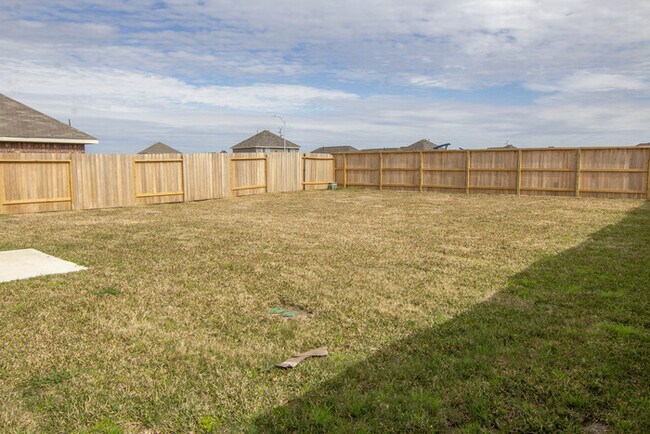 Building Photo - Saltgrass Crossing - 921 Ember Wood Court,...