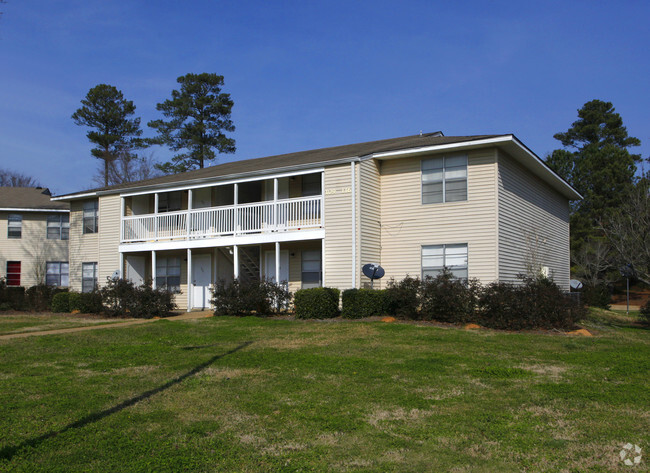 Building Photo - The Landings at Sylacauga