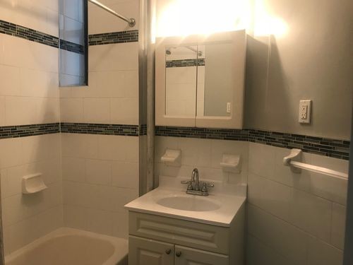 Foto del edificio - 605 E 16th St