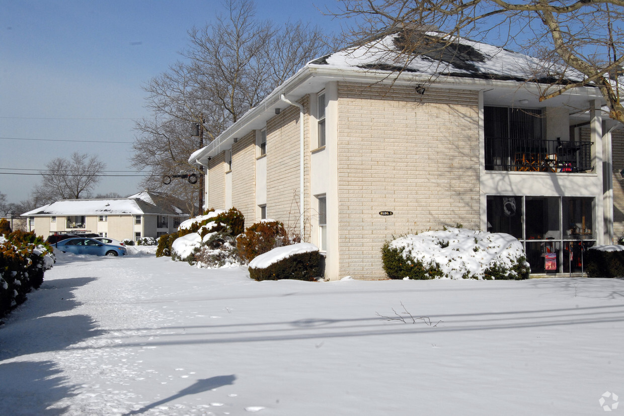 Building Photo - Barbara Lynn At Sea Girt