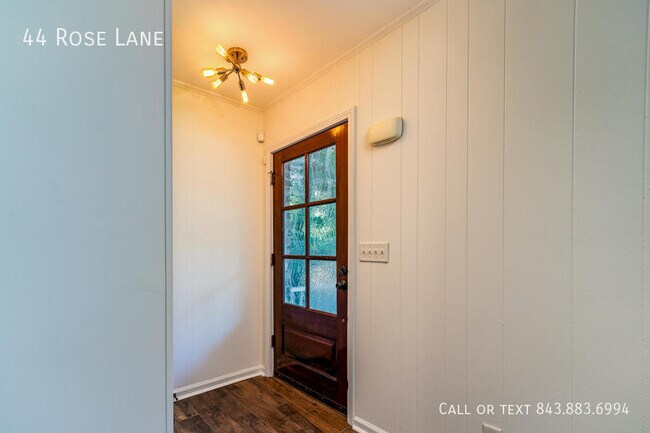 Building Photo - Available 8/1/23 | 2 BR/2 BA House in Best...