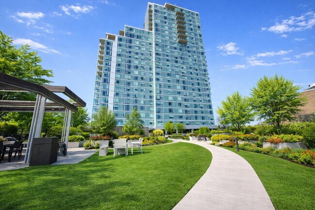 Foto del edificio - 1524 Sheepshead Bay Rd