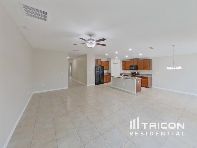 Foto del edificio - 10122 Crested Fringe Dr