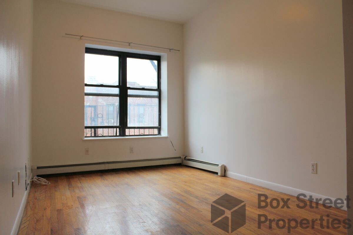 Foto del edificio - 1815 Church Ave