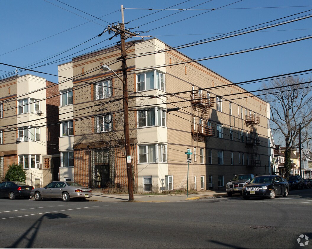 Foto del edificio - 820 Avenue C