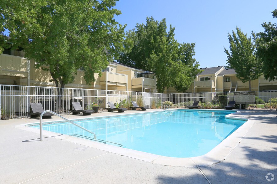 Cottage Meadows Apartments Rentals North Highlands, CA