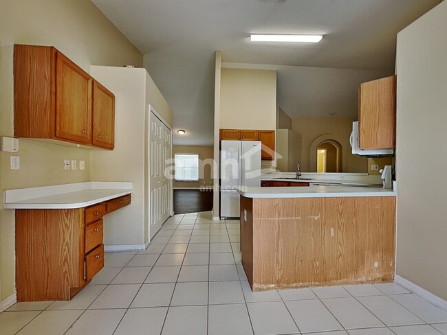 Building Photo - 1353 Crimson Clover Ln