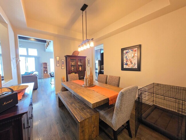 Building Photo - 5 Bed 4 Bath Home In Flying Horse North!!