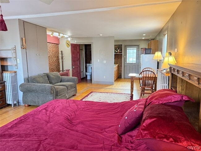 Building Photo - 1 S Jefferson St