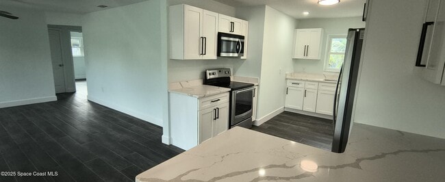Foto del edificio - 216 NE 3rd St