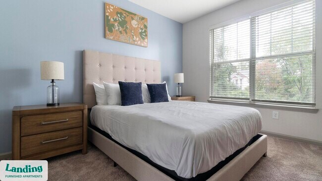 Foto del edificio - 900 E Six Forks Rd