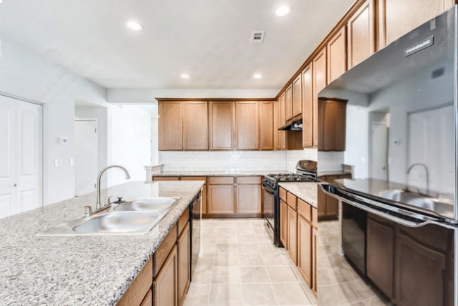 Building Photo - 1628 Arbor Knot Dr
