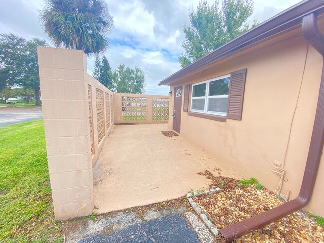 Foto del edificio - Ground floor, one bedroom, Seminole county...