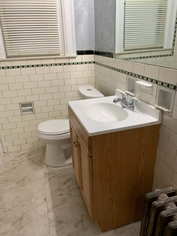 Foto principal - 12798 Wilshire Dr