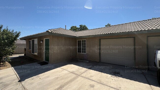 Foto del edificio - 757 Spring Meadow Ct