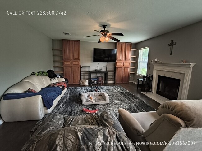 Foto del edificio - 14348 Atwood Cove