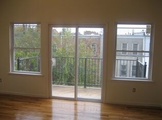 Building Photo - 33 Bostwick Ave
