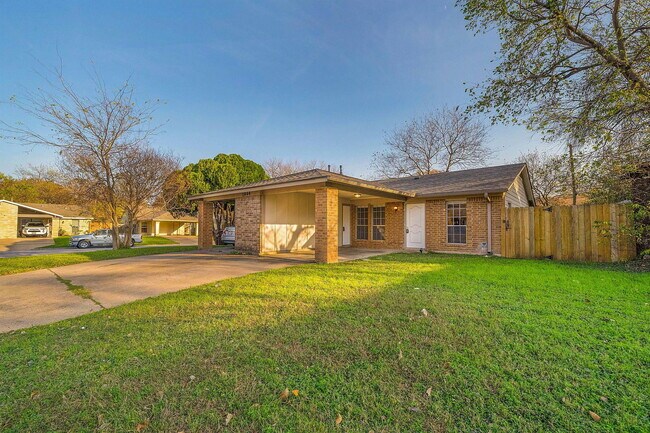 Foto del edificio - 1944 Nicole Cir