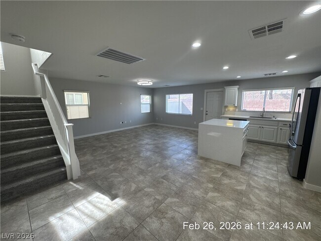 Foto del edificio - 7359 Prussian Green St