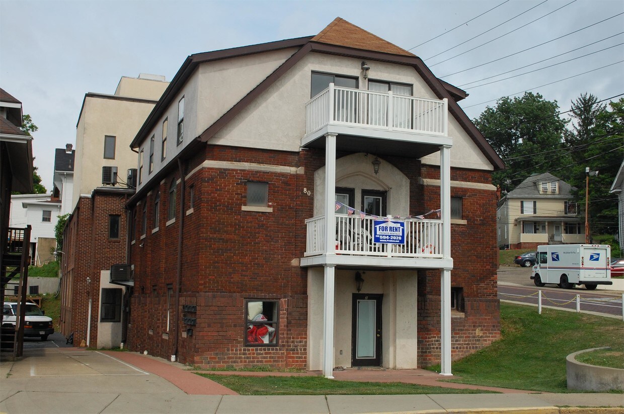 80 E State St Unit 6, Athens, OH 45701 Apartment for Rent in Athens