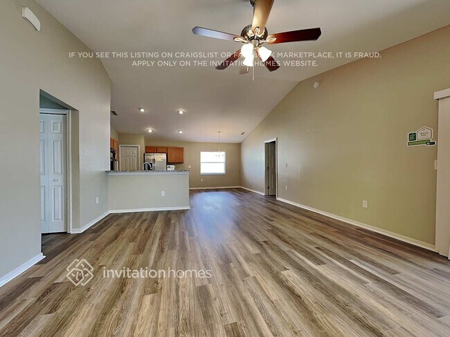Foto del edificio - 4518 Fairway Oaks Dr