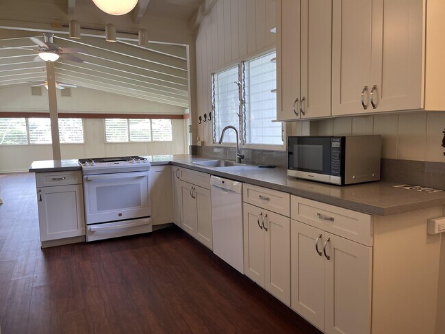 Foto del edificio - 766 Iana St