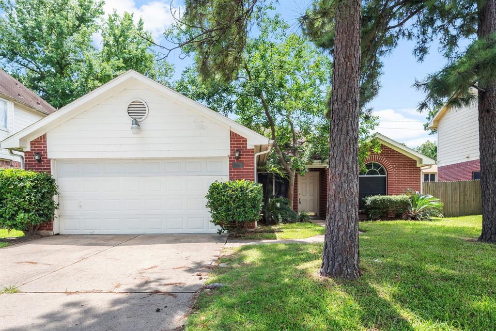 Foto principal - 3006 Quail Run Dr