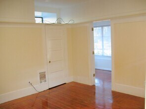 Building Photo - 2428 McGee Ave