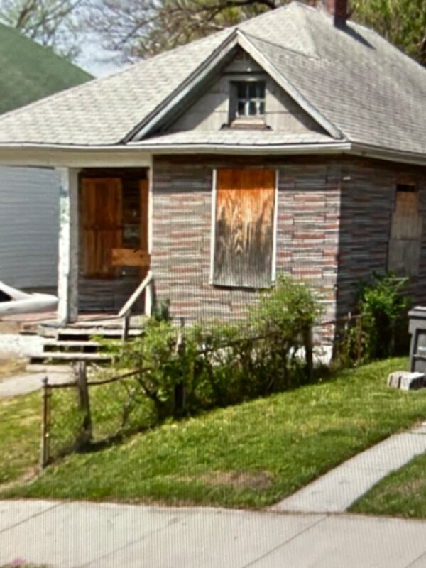 827-n-32nd-st-east-st-louis-il-62205-house-rental-in-east-st