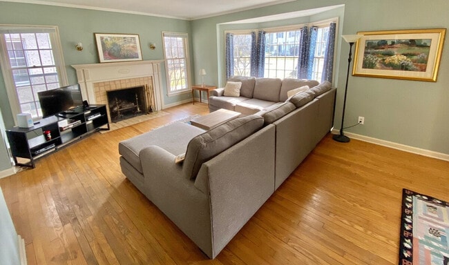 Building Photo - 16225 Glynn Rd