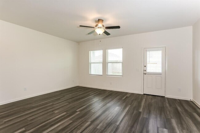 Foto del edificio - 13518 Northwood Briar Dr