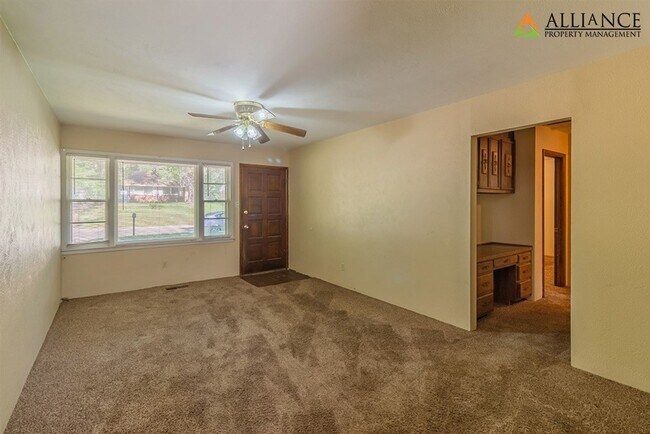 Foto del edificio - 1525 Hartford Rd