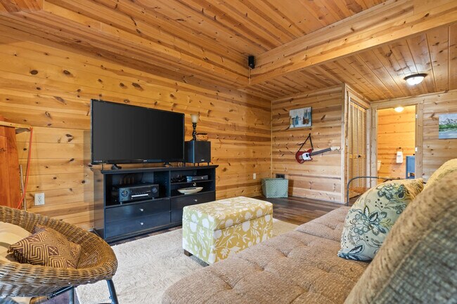 Foto del edificio - 168 High Point Trail