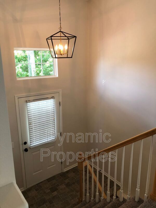 Foto del edificio - 5031 N 144th Ave