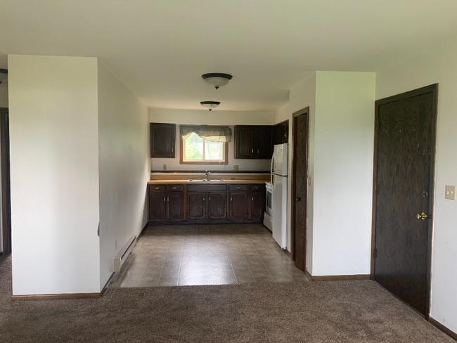 Building Photo - 154 Viking Cir