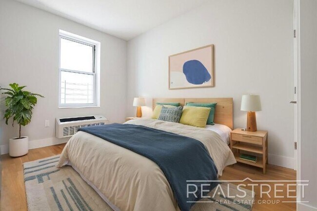 Foto del edificio - LUXURY 2 Bed in Queens!