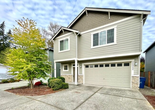 Foto del edificio - Modern 2017 Built Home in Silver Lake