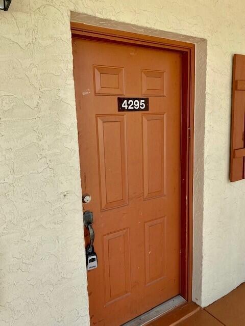 Building Photo - 4295 Oak Terrace Dr