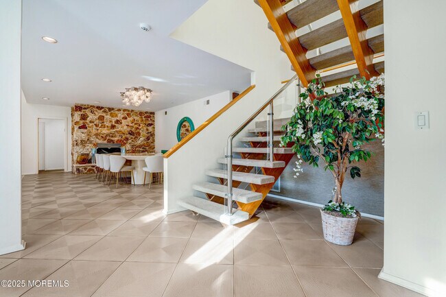 Foto del edificio - 19 Parker Ave