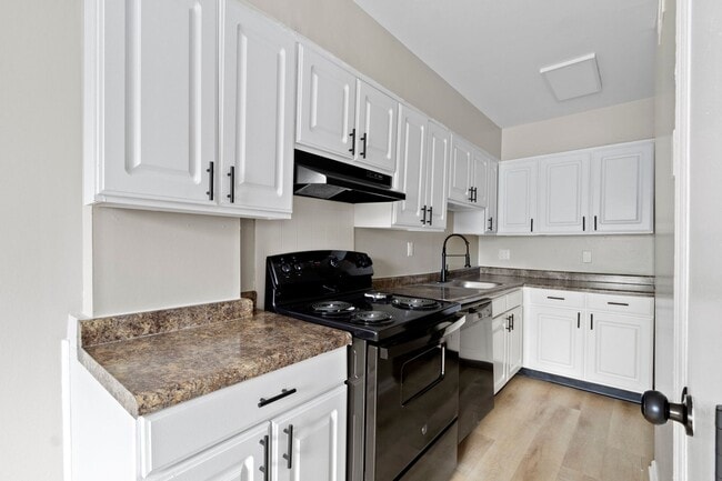 Building Photo - The Prairies Apartment Homes