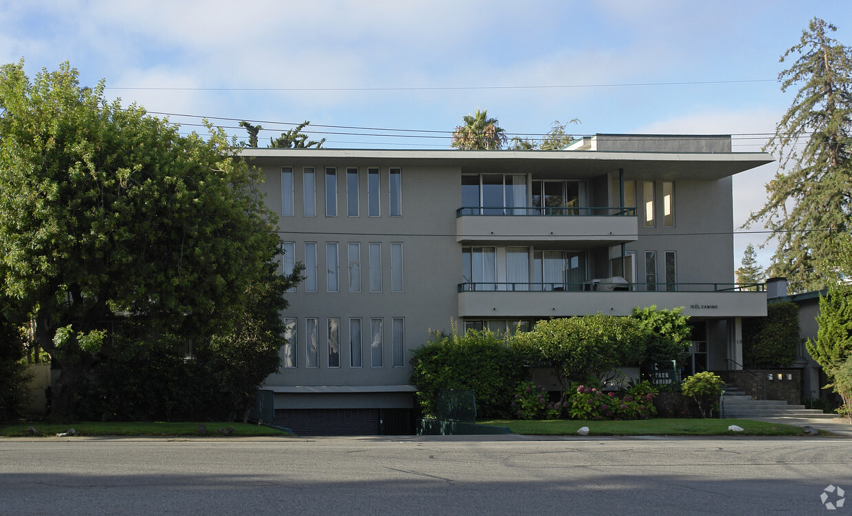 Primary Photo - 15 El Camino Real