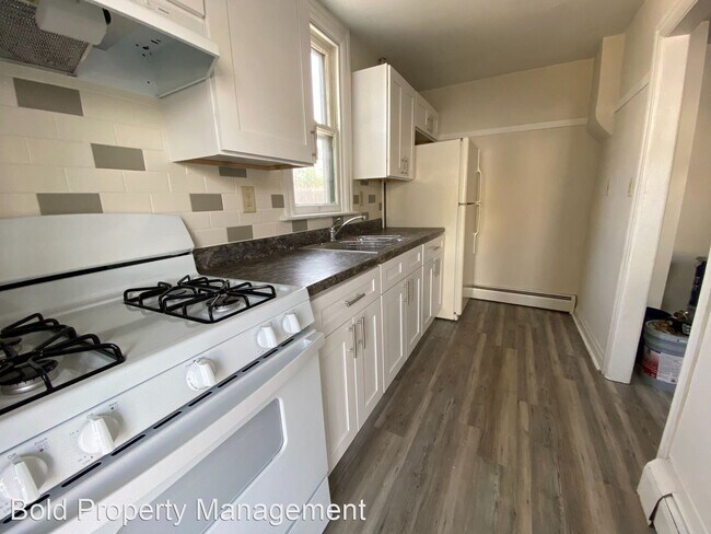 Building Photo - 2 br, 1 bath House - 518 Light Avenue