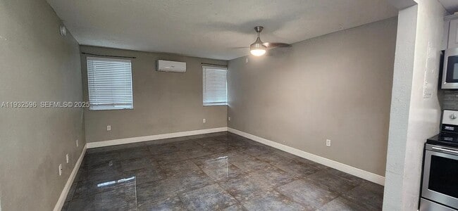 Foto del edificio - 1 NE 78th St