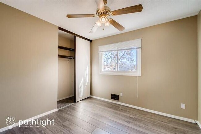 Foto del edificio - 2505 Kennelly Court, Burnsville, MN, 55337