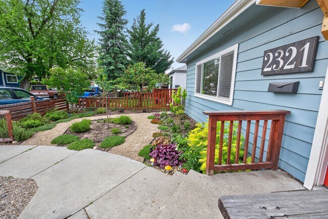 Foto del edificio - Beautiful 1930's 2bd/2ba Bungalow in Boise's Historic North End