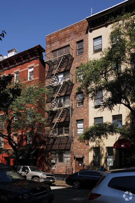 Exterior Building Photo: 453 W 48th St - Manhattan NY - 453 W 48th St