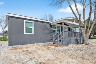 Building Photo - 6019 Jake Ln