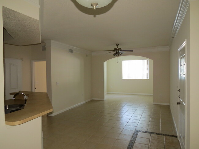 Living room - 9849 Baywinds Dr