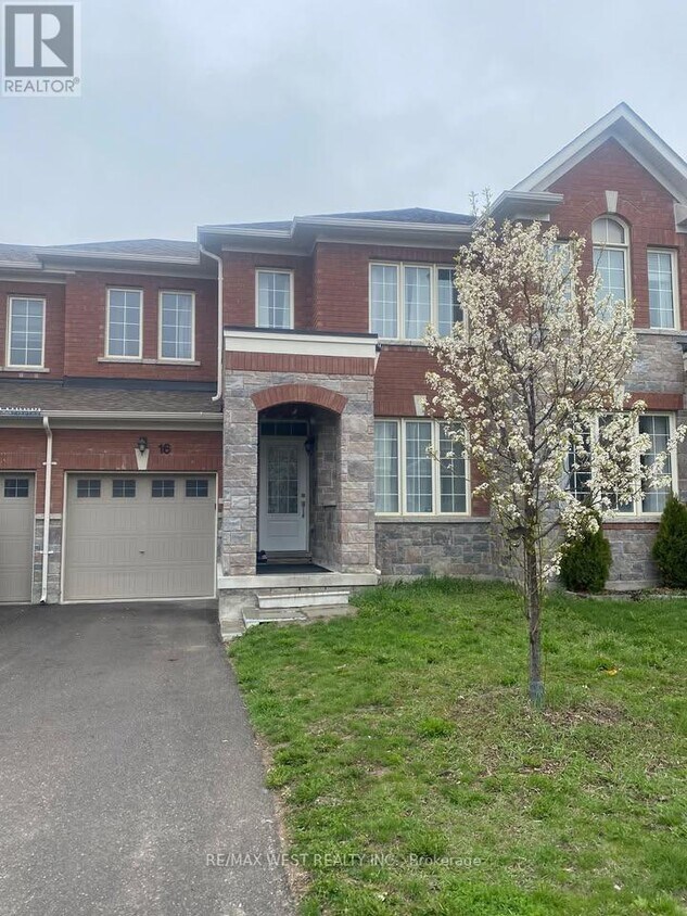 Primary Photo - 16 Frederick Pearson St